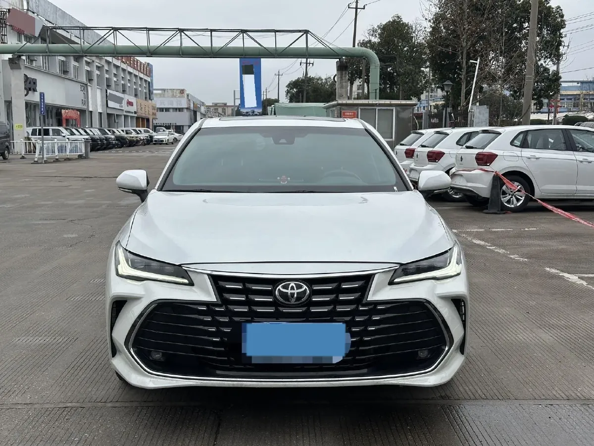2023 Toyota Avalon 2.0L 177HP L4 CVT,autocango,china used car exporter,china ev exporter,chinese used car exporter,chinese used ev exporter