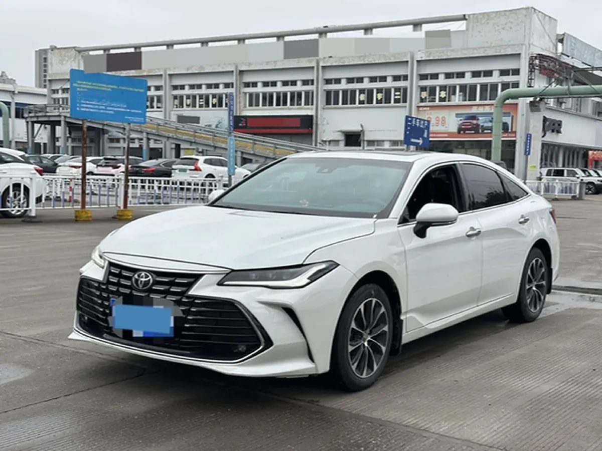 2023 Toyota Avalon 2.0L 177HP L4 CVT,autocango,china used car exporter,china ev exporter,chinese used car exporter,chinese used ev exporter