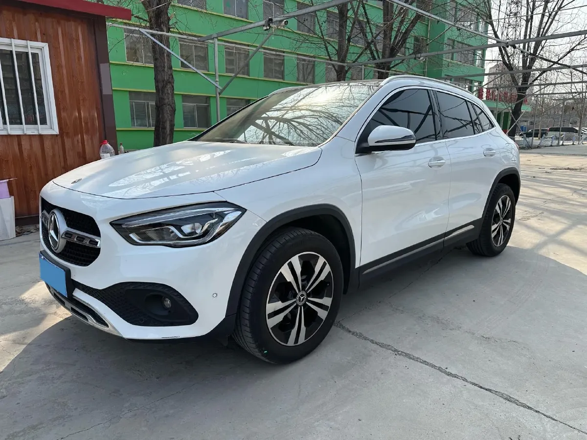 2020 Mercedes-Benz GLA Class 1.3T 163HP L4 7DCT,autocango,china used car exporter,china ev exporter,chinese used car exporter,chinese used ev exporter