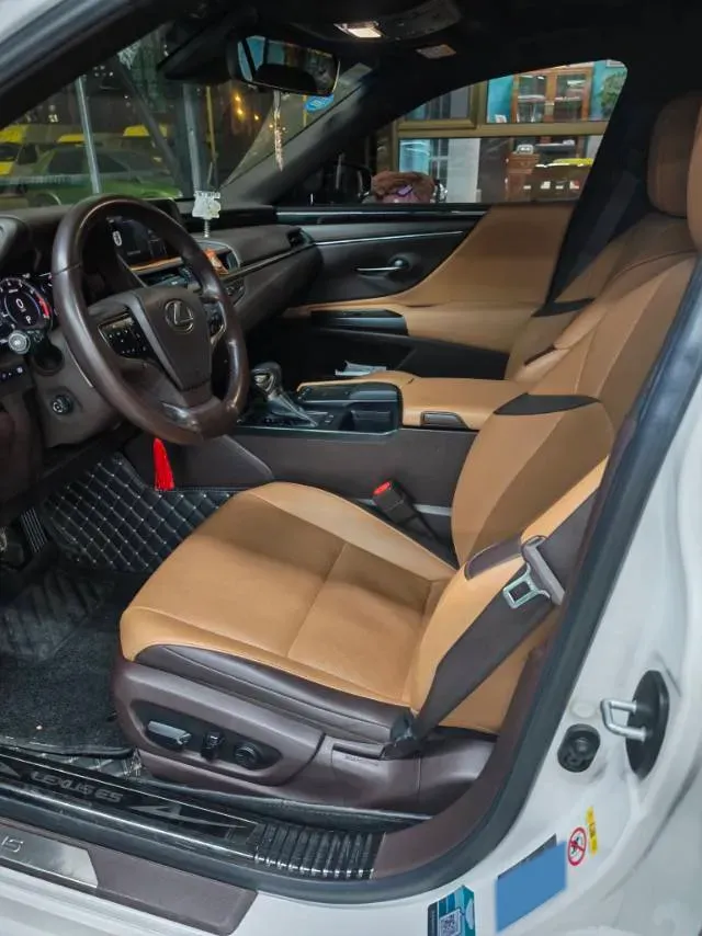 2018 Lexus ES 2.0L 167HP L4 6AT,autocango,china used car exporter,china ev exporter,chinese used car exporter,chinese used ev exporter