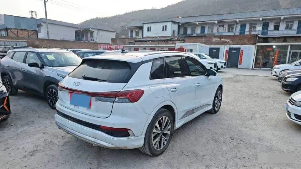 2023 Audi Q4 e-tron BEV 84.8KWH,autocango,china used car exporter,china ev exporter,chinese used car exporter,chinese used ev exporter