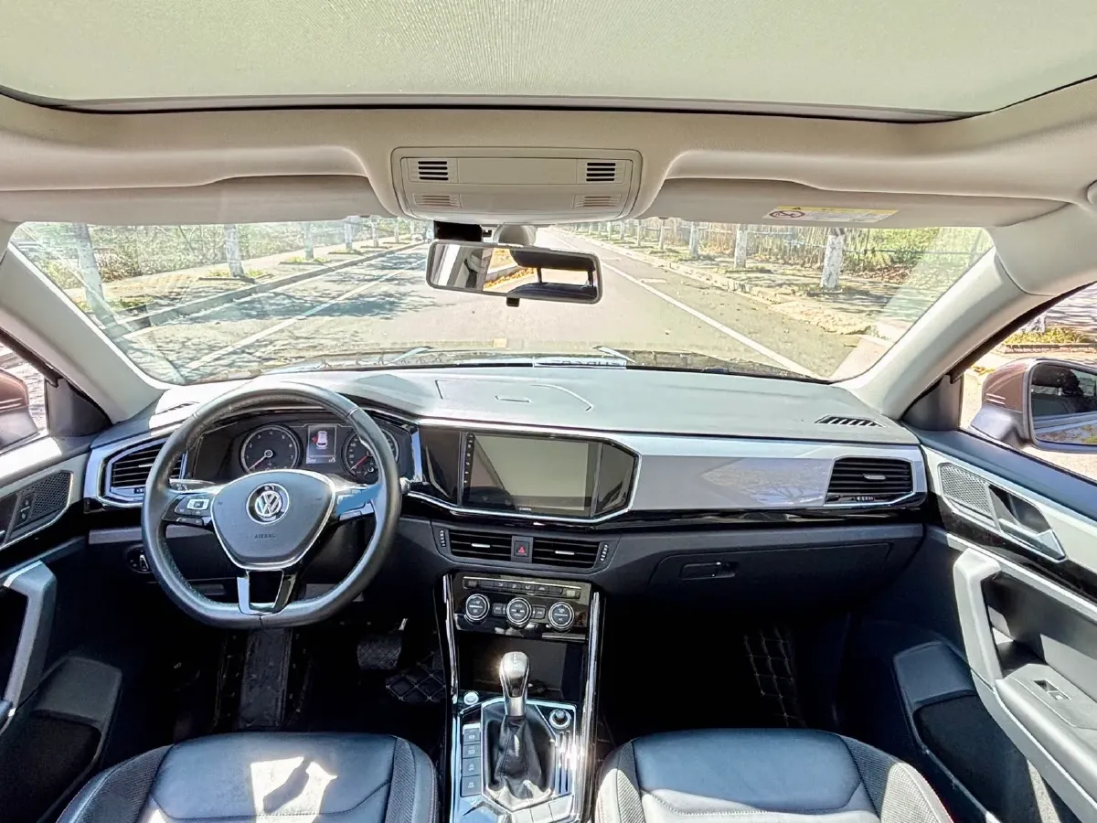 2020 Volkswagen Tayron 2.0T 186HP L4 7DCT,autocango,china used car exporter,china ev exporter,chinese used car exporter,chinese used ev exporter