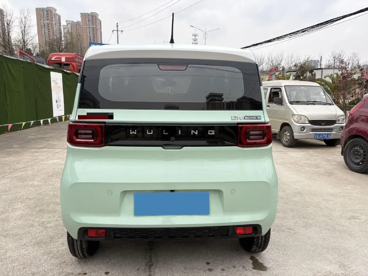 2022 WuLing HongGuang MINI EV BEV 9KWH,autocango,china used car exporter,china ev exporter,chinese used car exporter,chinese used ev exporter