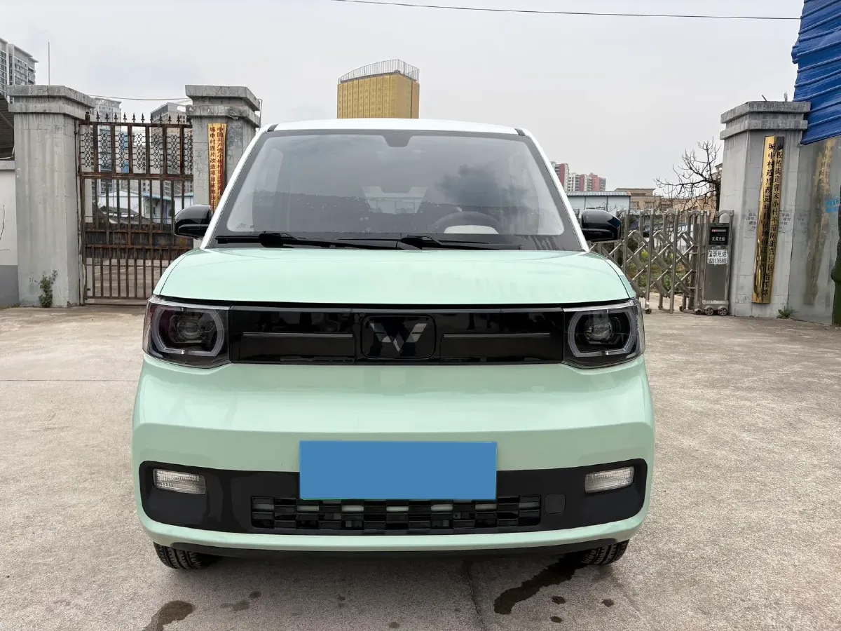 2022 WuLing HongGuang MINI EV BEV 9KWH,autocango,china used car exporter,china ev exporter,chinese used car exporter,chinese used ev exporter