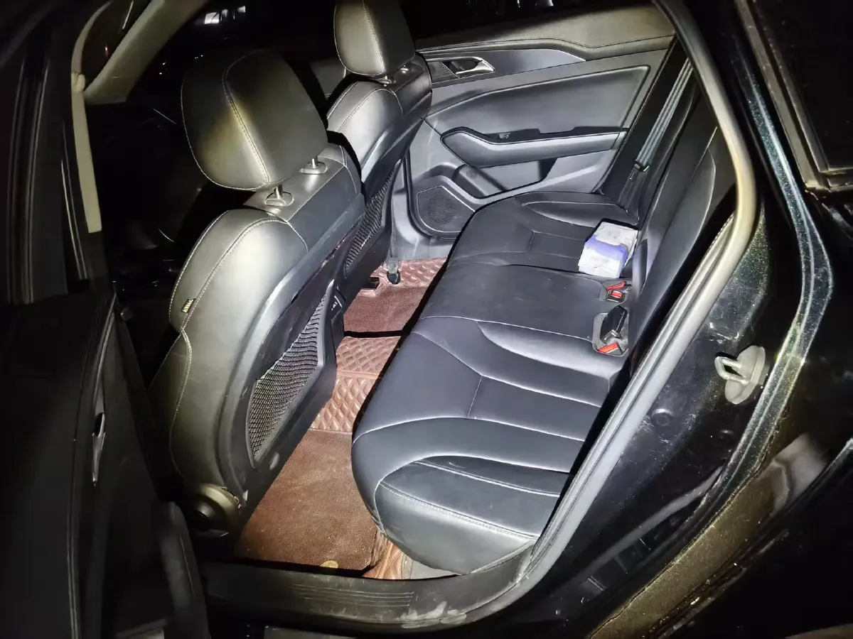 2020 HongQi H5 1.5T 169HP L4 7DCT,autocango,china used car exporter,china ev exporter,chinese used car exporter,chinese used ev exporter