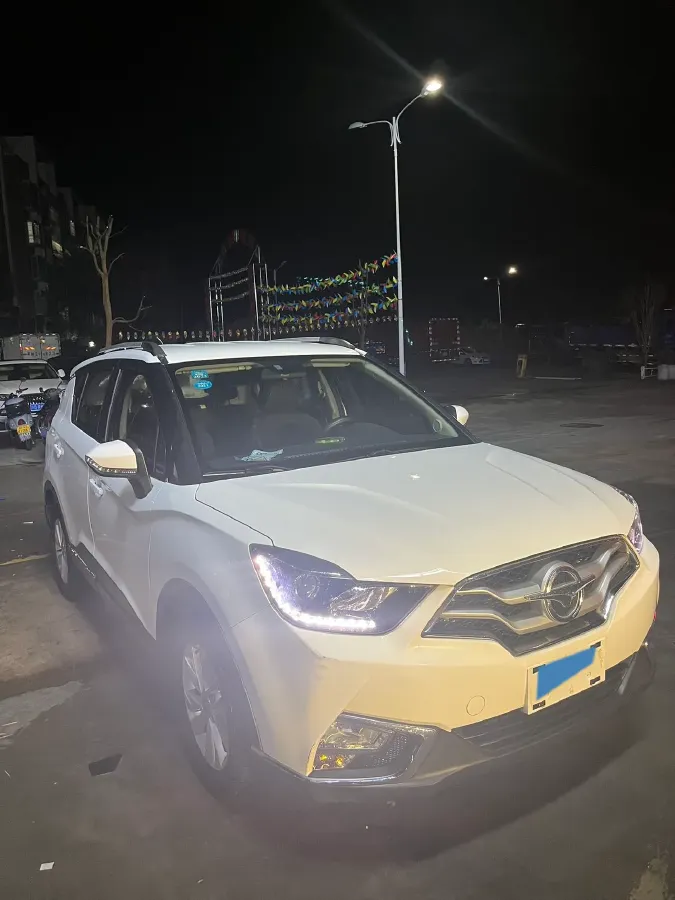 2018 HaiMa S5 Young Edition 1.6L 122HP L4 5MT,autocango,china used car exporter,china ev exporter,chinese used car exporter,chinese used ev exporter