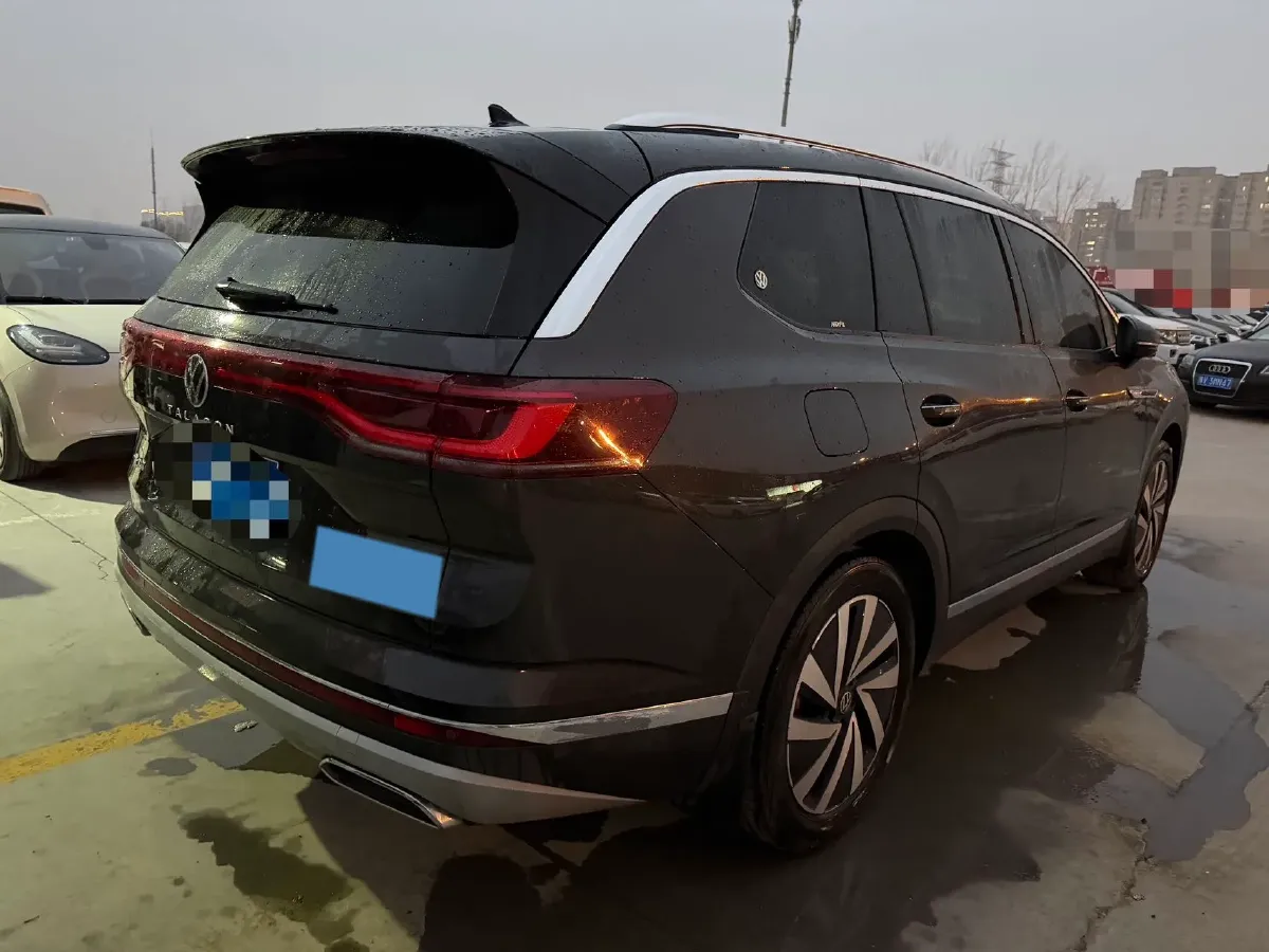 2021 Volkswagen Talagon 2.0T 220HP L4 7DCT,autocango,china used car exporter,china ev exporter,chinese used car exporter,chinese used ev exporter