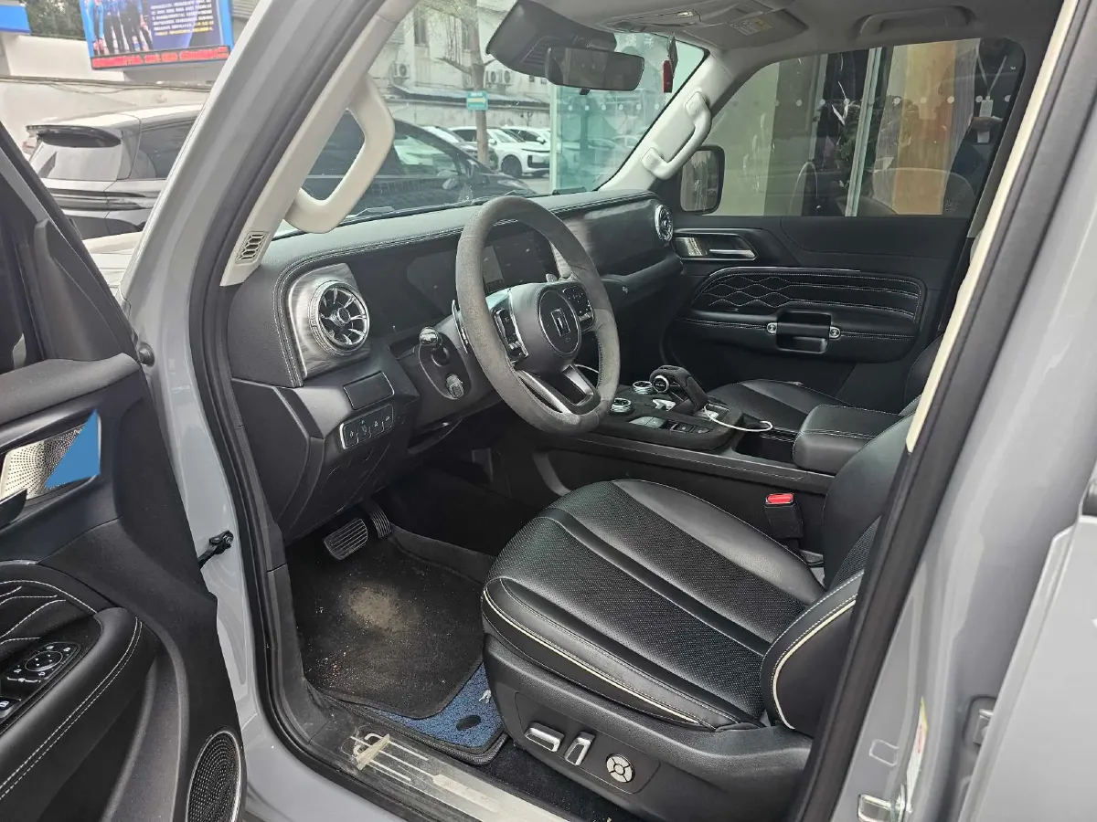 2024 Tank 300 2.0T 227HP L4 8AT,autocango,china used car exporter,china ev exporter,chinese used car exporter,chinese used ev exporter