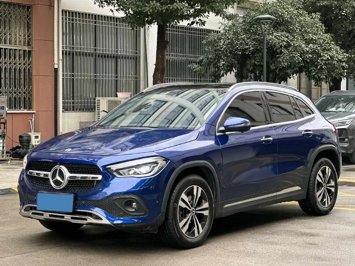 2023 Mercedes-Benz GLA Class 2.0T 190HP L4 8DCT,autocango,china used car exporter,china ev exporter,chinese used car exporter,chinese used ev exporter