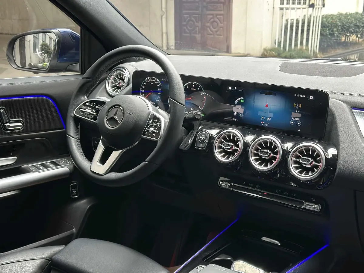 2023 Mercedes-Benz GLA Class 2.0T 190HP L4 8DCT,autocango,china used car exporter,china ev exporter,chinese used car exporter,chinese used ev exporter