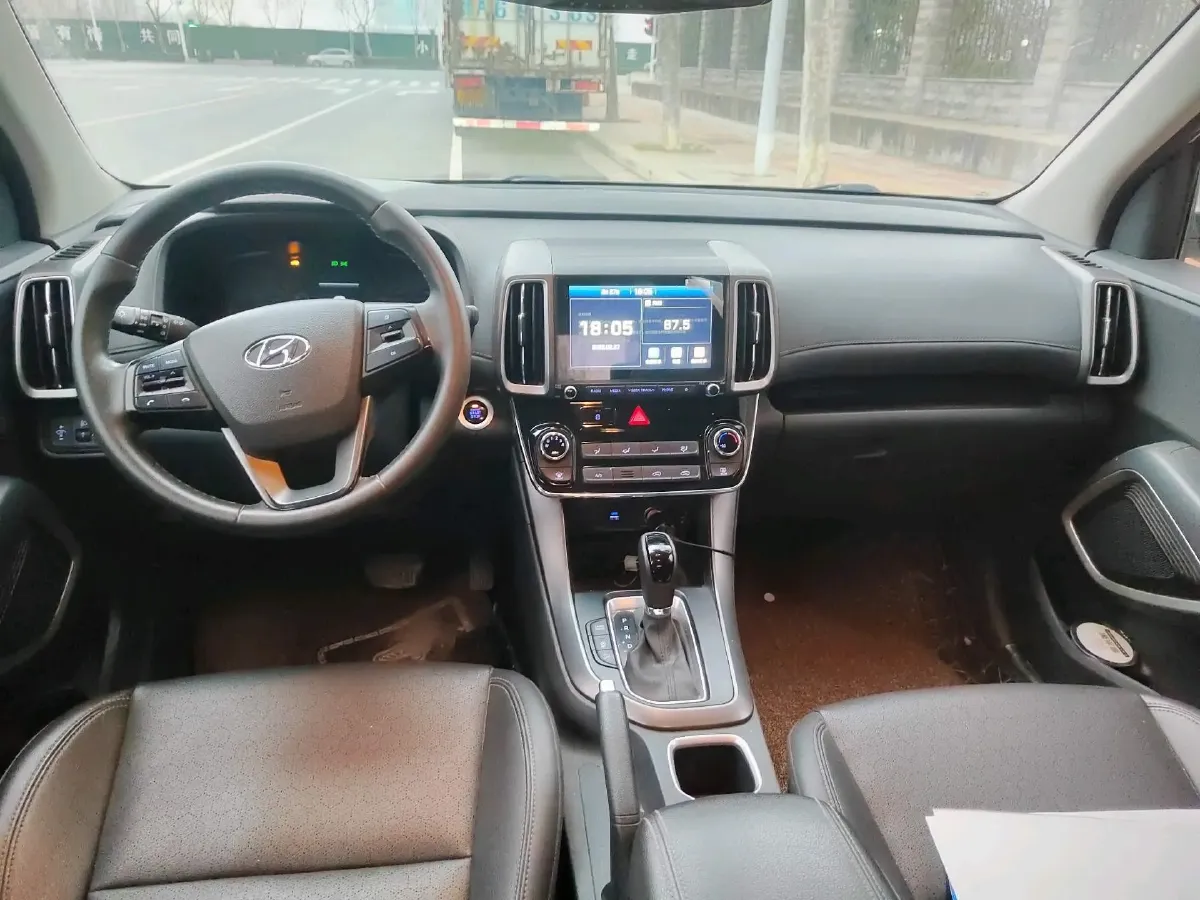 2018 Hyundai ix35 2.0L 160HP L4 6AT,autocango,china used car exporter,china ev exporter,chinese used car exporter,chinese used ev exporter