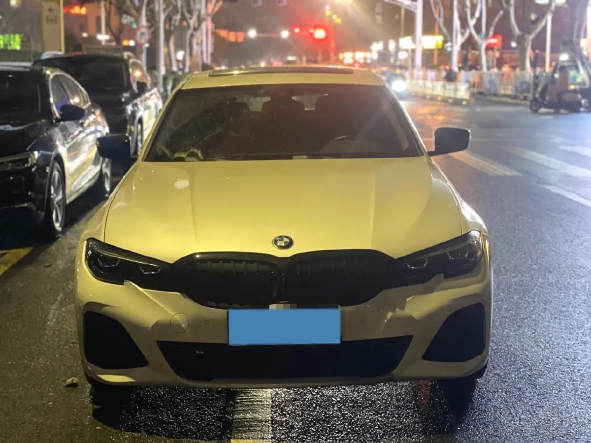 2022 BMW 3 Series 2.0T 184HP L4 8AT,autocango,china used car exporter,china ev exporter,chinese used car exporter,chinese used ev exporter