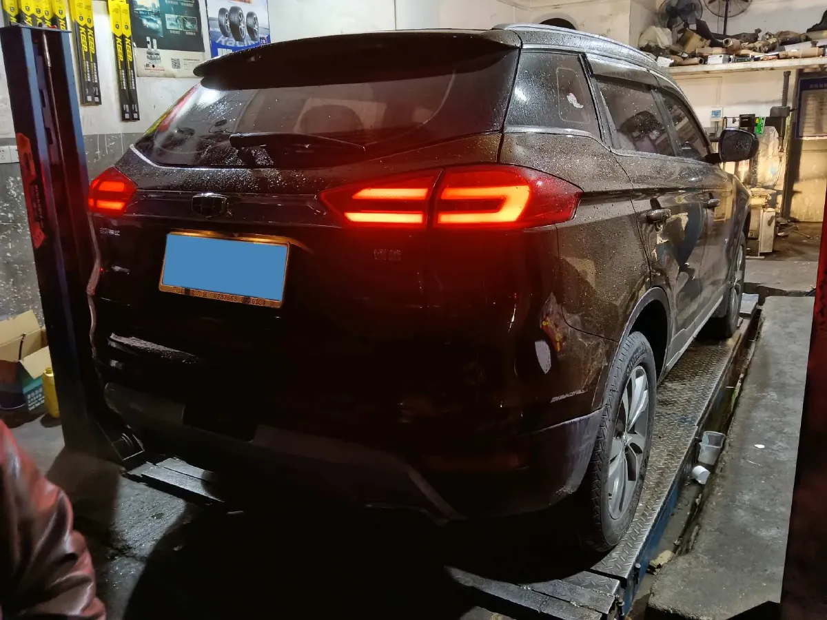 2016 Geely Azkarra 1.8T 184HP L4 6AT,autocango,china used car exporter,china ev exporter,chinese used car exporter,chinese used ev exporter