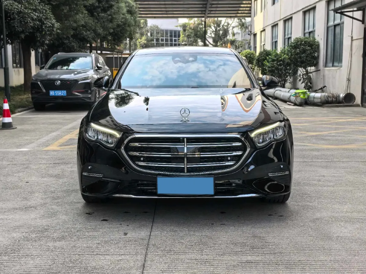 2025 Mercedes-Benz E Class 2.0T 258HP L4 9AT,autocango,china used car exporter,china ev exporter,chinese used car exporter,chinese used ev exporter