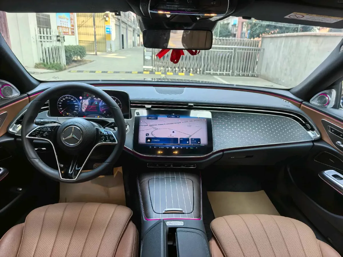 2025 Mercedes-Benz E Class 2.0T 258HP L4 9AT,autocango,china used car exporter,china ev exporter,chinese used car exporter,chinese used ev exporter