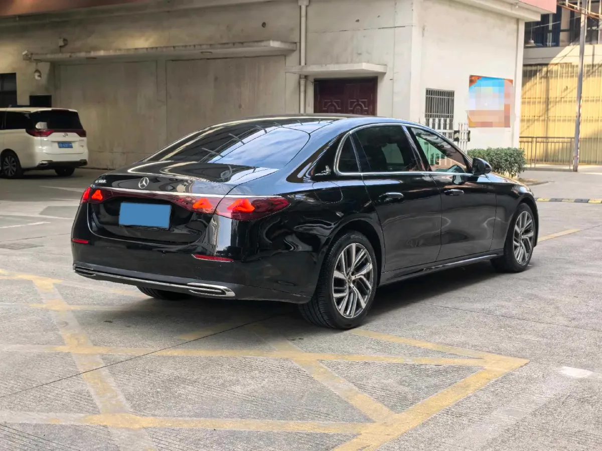 2025 Mercedes-Benz E Class 2.0T 258HP L4 9AT,autocango,china used car exporter,china ev exporter,chinese used car exporter,chinese used ev exporter