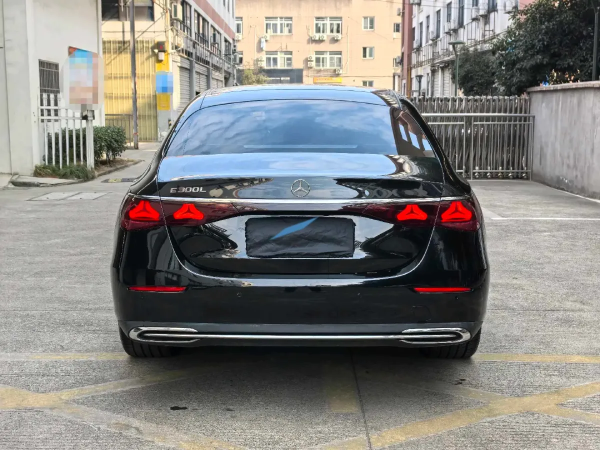 2025 Mercedes-Benz E Class 2.0T 258HP L4 9AT,autocango,china used car exporter,china ev exporter,chinese used car exporter,chinese used ev exporter