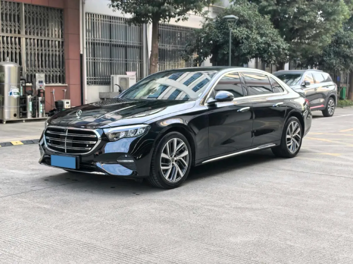 2025 Mercedes-Benz E Class 2.0T 258HP L4 9AT,autocango,china used car exporter,china ev exporter,chinese used car exporter,chinese used ev exporter