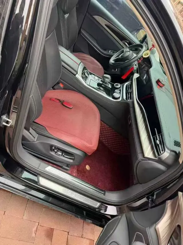 2020 HongQi H9 2.0T 252HP L4 7DCT,autocango,china used car exporter,china ev exporter,chinese used car exporter,chinese used ev exporter