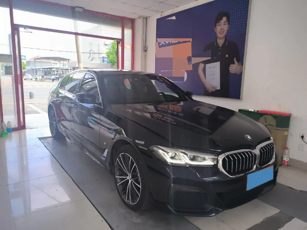 2021 BMW 5 Series 2.0T 252HP L4 8AT,autocango,china used car exporter,china ev exporter,chinese used car exporter,chinese used ev exporter