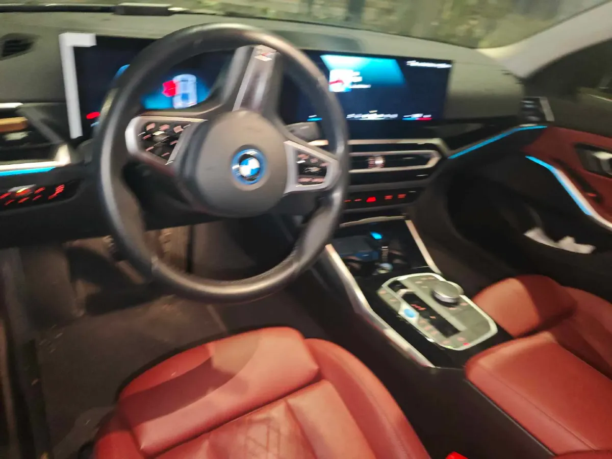 2024 BMW i3 BEV 70KWH,autocango,china used car exporter,china ev exporter,chinese used car exporter,chinese used ev exporter