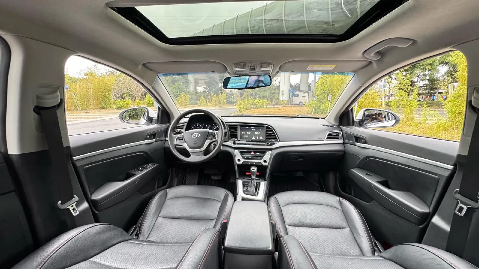 2016 Hyundai Elantra 1.6L 130HP L4 6AT,autocango,china used car exporter,china ev exporter,chinese used car exporter,chinese used ev exporter