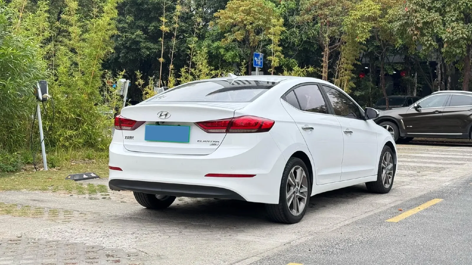 2016 Hyundai Elantra 1.6L 130HP L4 6AT,autocango,china used car exporter,china ev exporter,chinese used car exporter,chinese used ev exporter