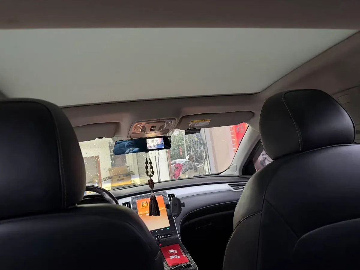 2022 Roewe RX5 eMAX 1.5T 169HP L4 AMT PHEV 16.6KWH,autocango,china used car exporter,china ev exporter,chinese used car exporter,chinese used ev exporter