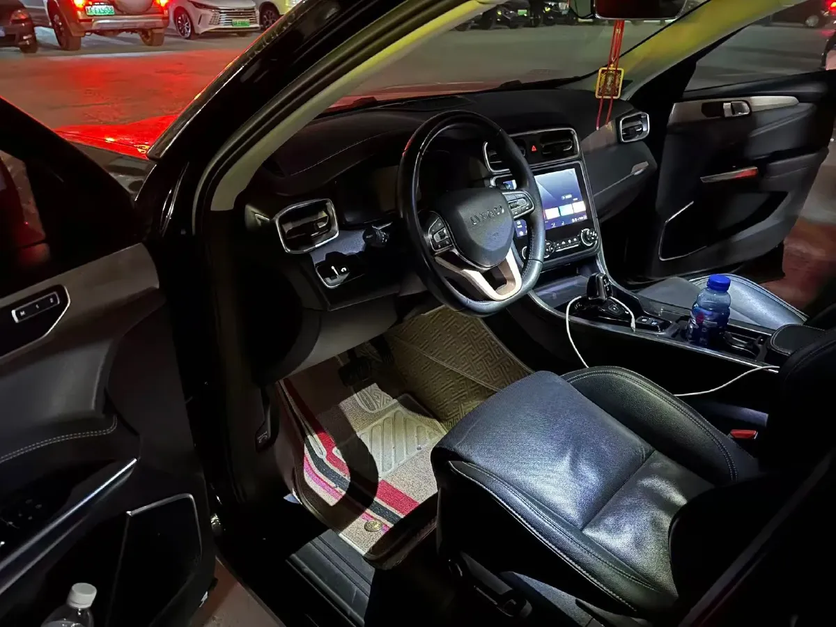 2019 Beijing BJ40 2.0T 218HP L4 6AT,autocango,china used car exporter,china ev exporter,chinese used car exporter,chinese used ev exporter