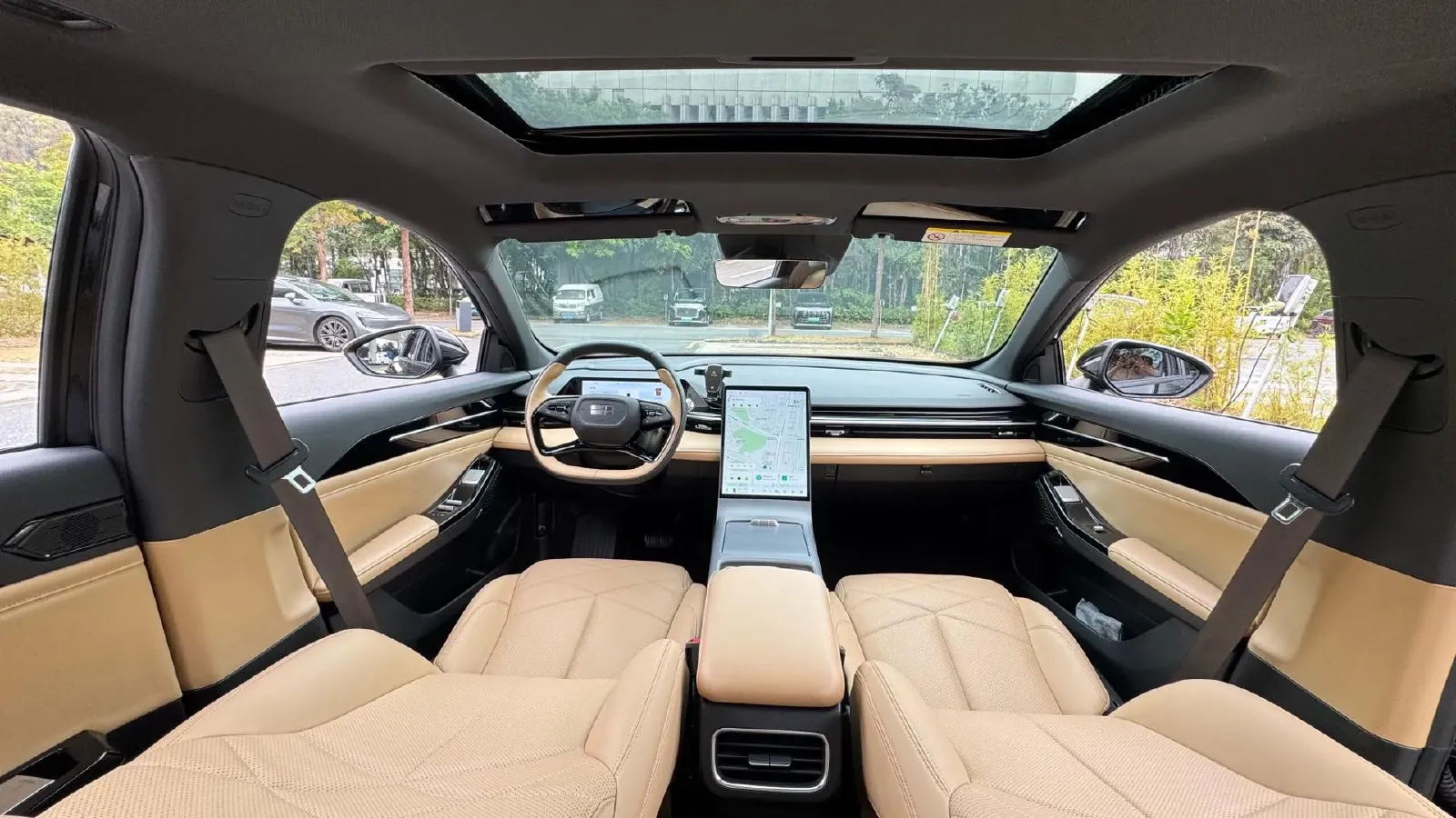 2024 Geely Galaxy L6 1.5T 163HP L4 3DHT PHEV,autocango,china used car exporter,china ev exporter,chinese used car exporter,chinese used ev exporter