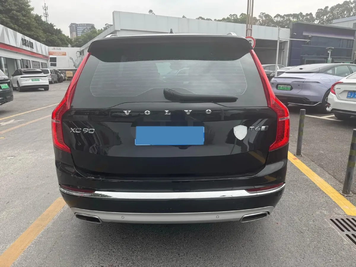 2020 Volvo XC90 2.0T 310HP L4 8AT,autocango,china used car exporter,china ev exporter,chinese used car exporter,chinese used ev exporter