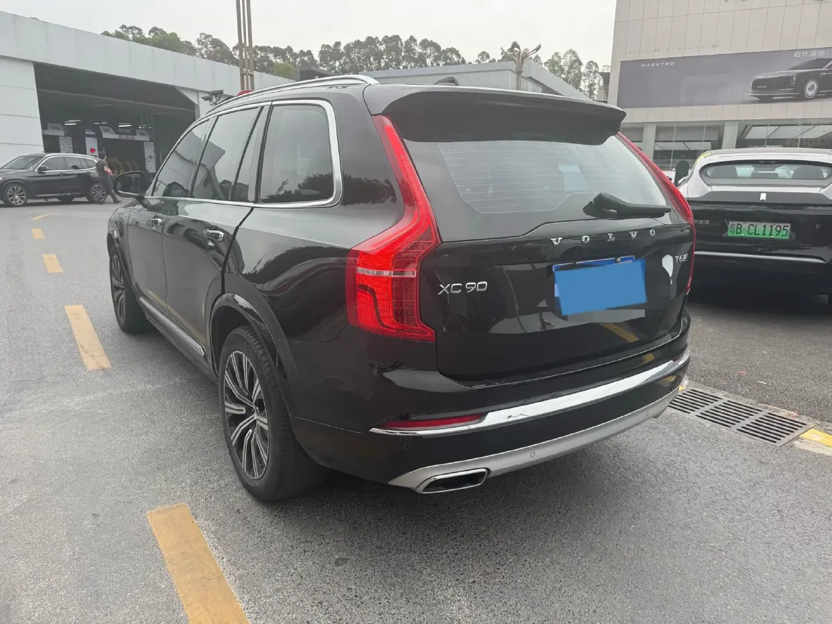 2020 Volvo XC90 2.0T 310HP L4 8AT,autocango,china used car exporter,china ev exporter,chinese used car exporter,chinese used ev exporter