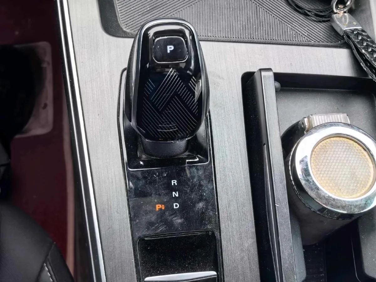 2022 Roewe RX5 MAX 1.5T 181HP L4 6AT,autocango,china used car exporter,china ev exporter,chinese used car exporter,chinese used ev exporter