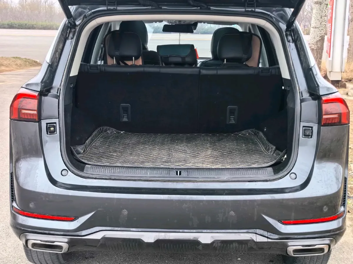 2022 Roewe RX5 MAX 1.5T 181HP L4 6AT,autocango,china used car exporter,china ev exporter,chinese used car exporter,chinese used ev exporter