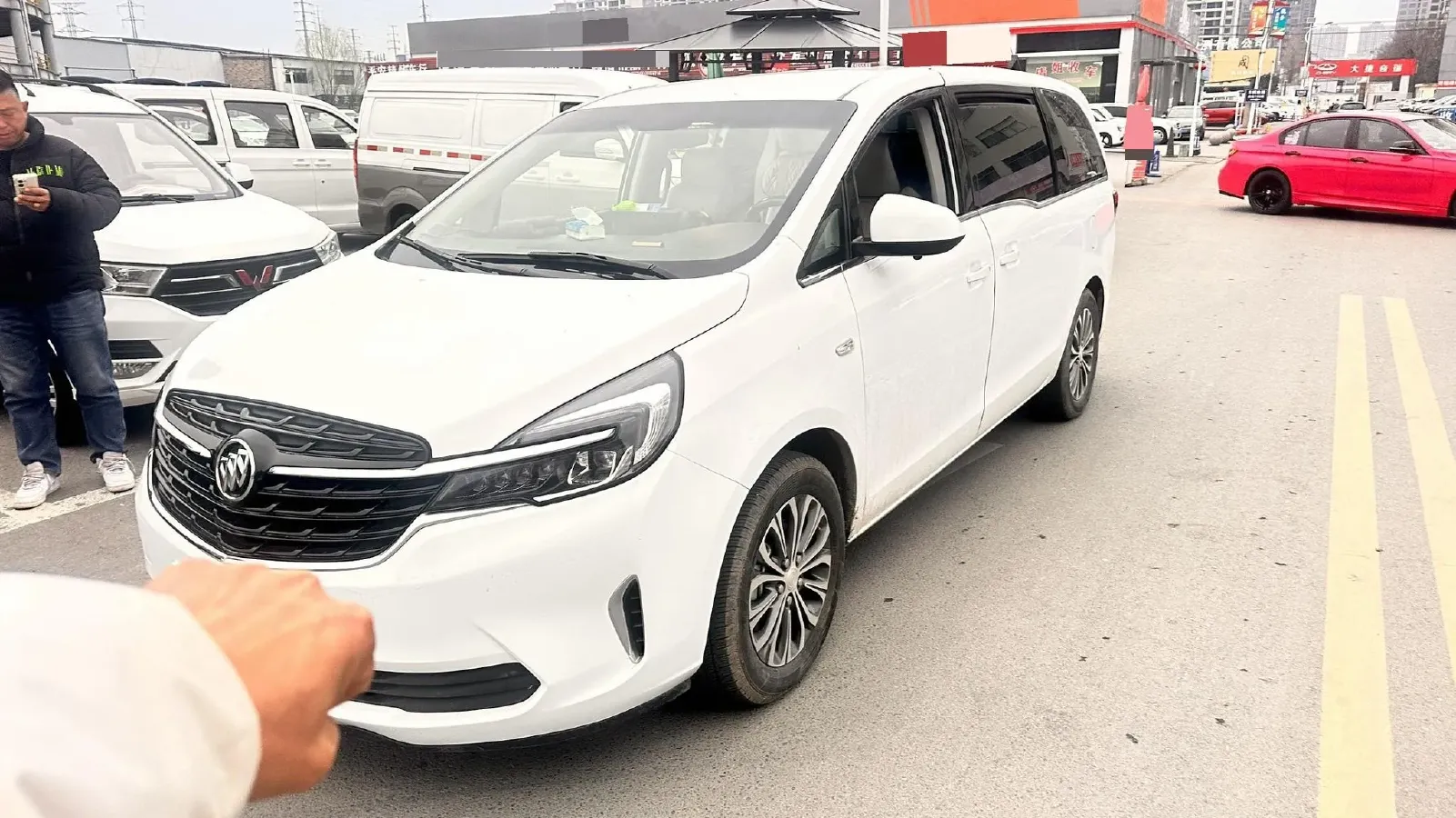 2021 Buick GL8 2.0T 237HP L4 9AT,autocango,china used car exporter,china ev exporter,chinese used car exporter,chinese used ev exporter