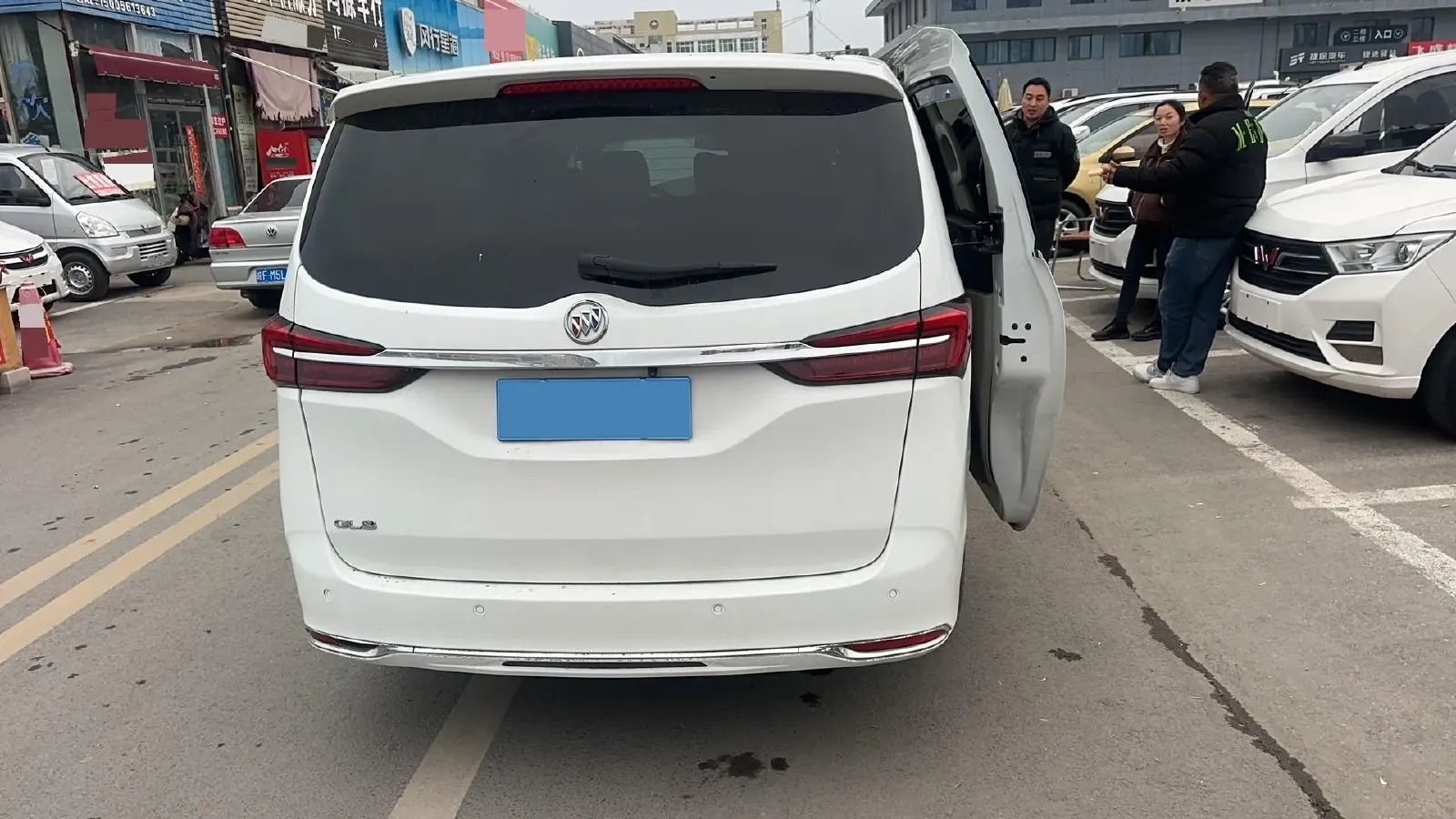 2021 Buick GL8 2.0T 237HP L4 9AT,autocango,china used car exporter,china ev exporter,chinese used car exporter,chinese used ev exporter