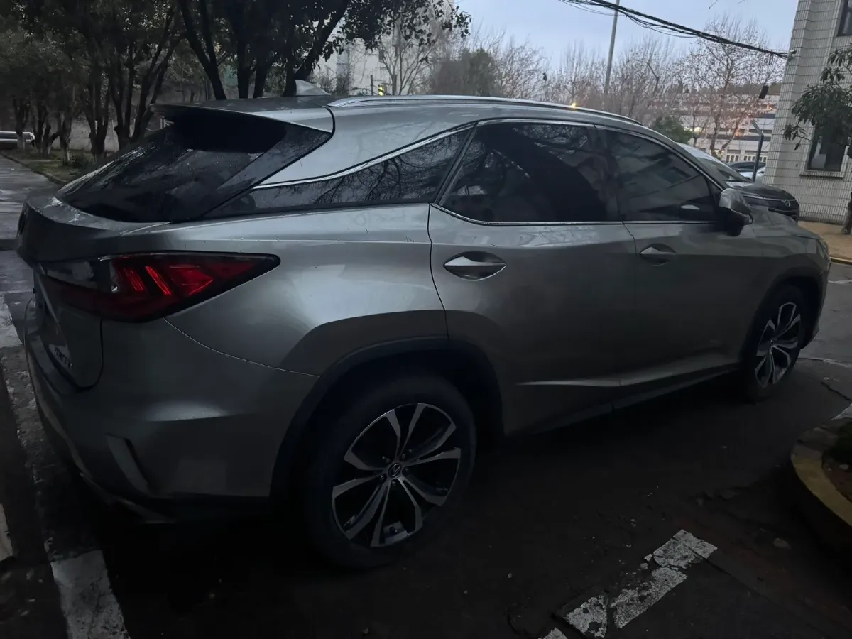 2016 Jaguar XF 2.0T 240HP L4 8AT,autocango,china used car exporter,china ev exporter,chinese used car exporter,chinese used ev exporter