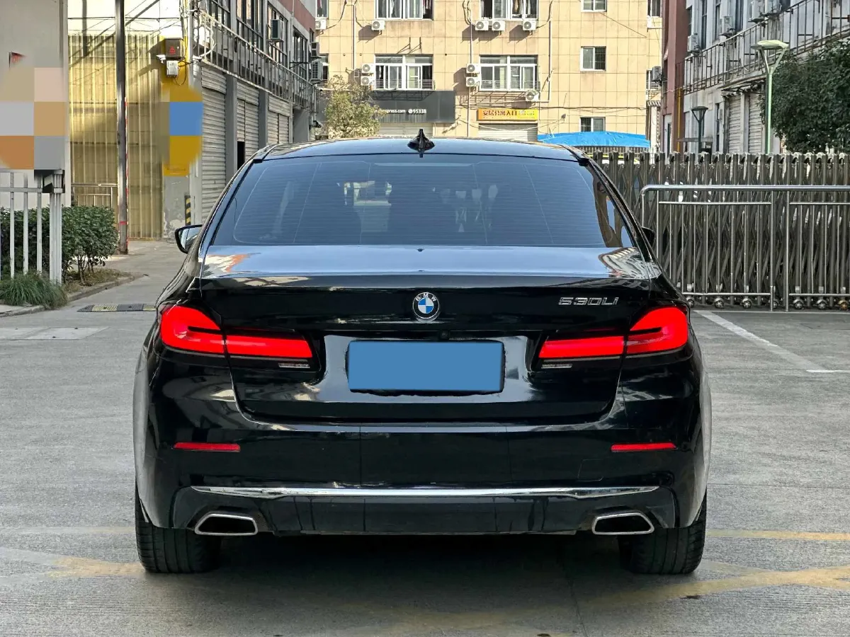 2021 BMW 5 Series 2.0T 184HP L4 8AT,autocango,china used car exporter,china ev exporter,chinese used car exporter,chinese used ev exporter
