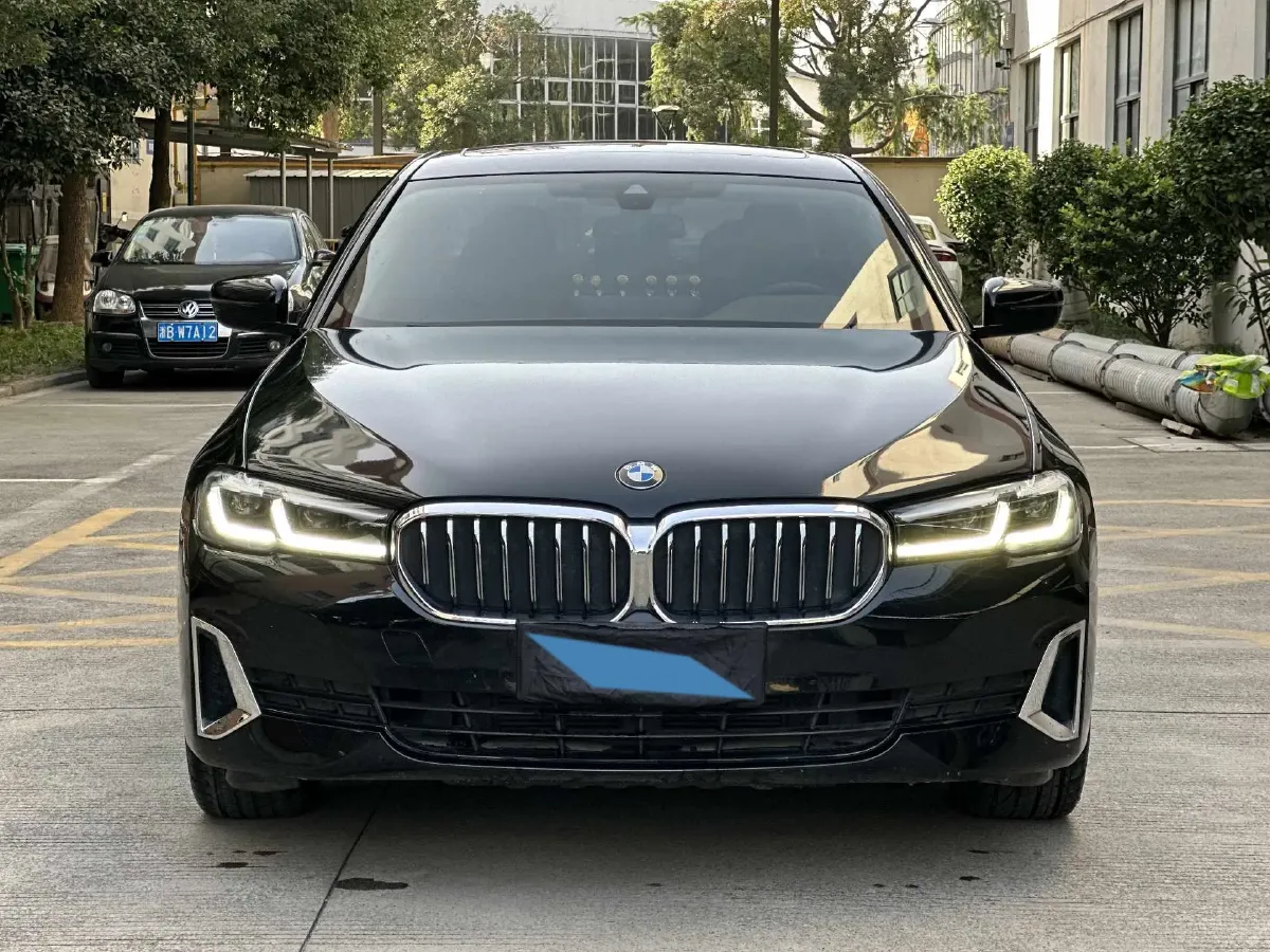 2021 BMW 5 Series 2.0T 184HP L4 8AT,autocango,china used car exporter,china ev exporter,chinese used car exporter,chinese used ev exporter