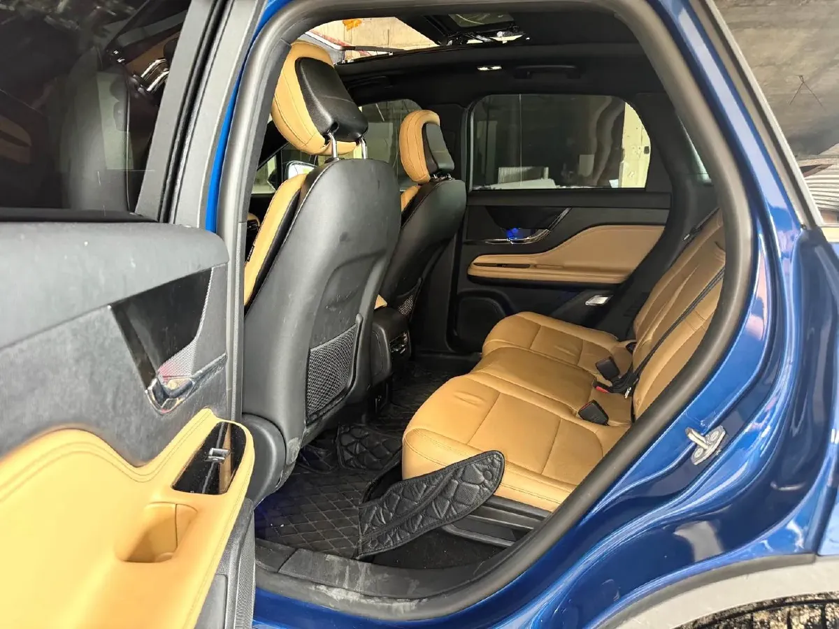 2022 Lincoln Corsair 2.0T 245HP L4 8AT,autocango,china used car exporter,china ev exporter,chinese used car exporter,chinese used ev exporter