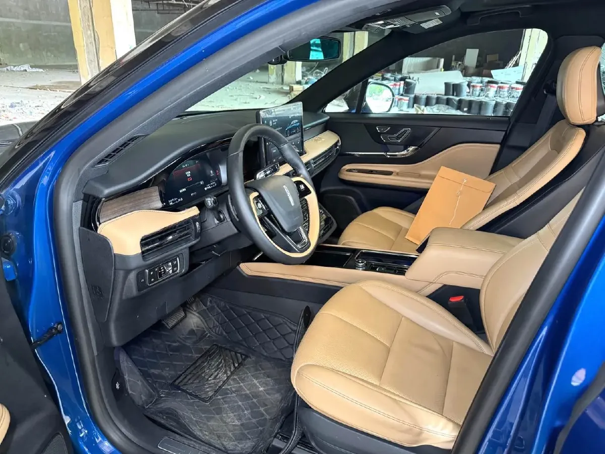 2022 Lincoln Corsair 2.0T 245HP L4 8AT,autocango,china used car exporter,china ev exporter,chinese used car exporter,chinese used ev exporter