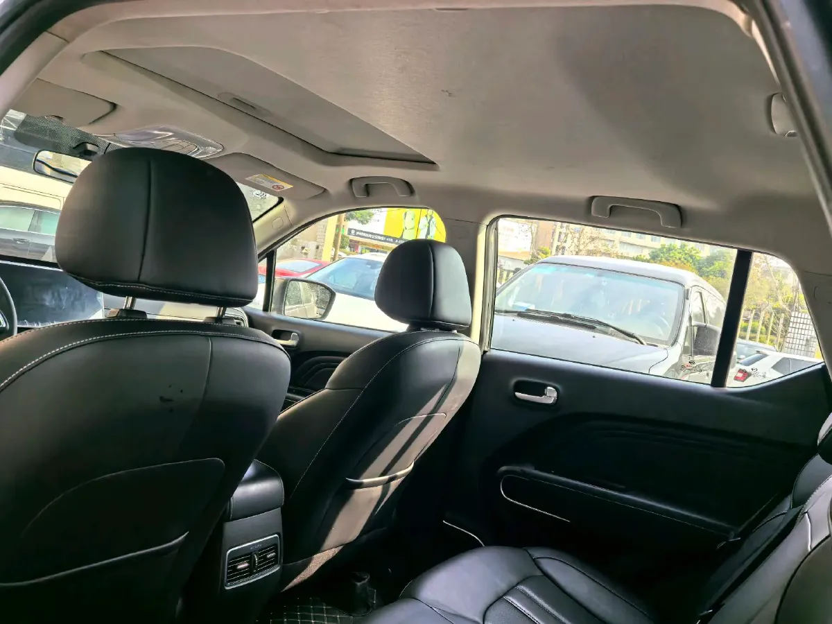 2021 GAC Trumpchi GS3 1.5T 169HP L4 6AT,autocango,china used car exporter,china ev exporter,chinese used car exporter,chinese used ev exporter