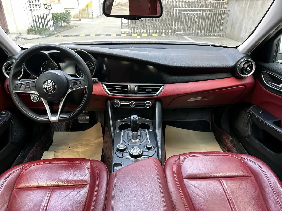 2017 Toyota Highlander 2.0T 220HP L4 6AT,autocango,china used car exporter,china ev exporter,chinese used car exporter,chinese used ev exporter