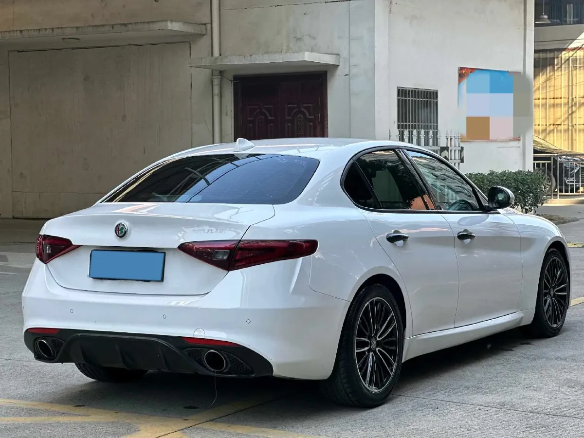 2017 Toyota Highlander 2.0T 220HP L4 6AT,autocango,china used car exporter,china ev exporter,chinese used car exporter,chinese used ev exporter