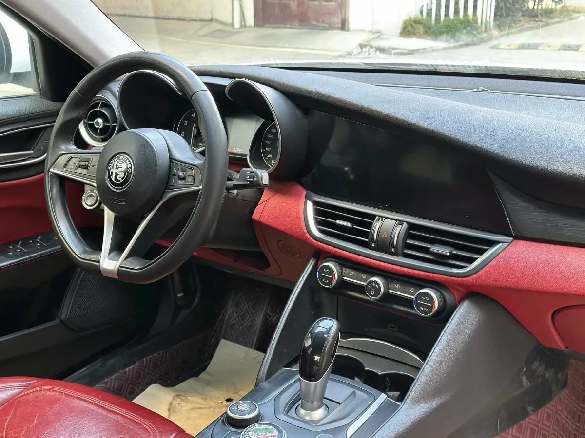 2017 Toyota Highlander 2.0T 220HP L4 6AT,autocango,china used car exporter,china ev exporter,chinese used car exporter,chinese used ev exporter