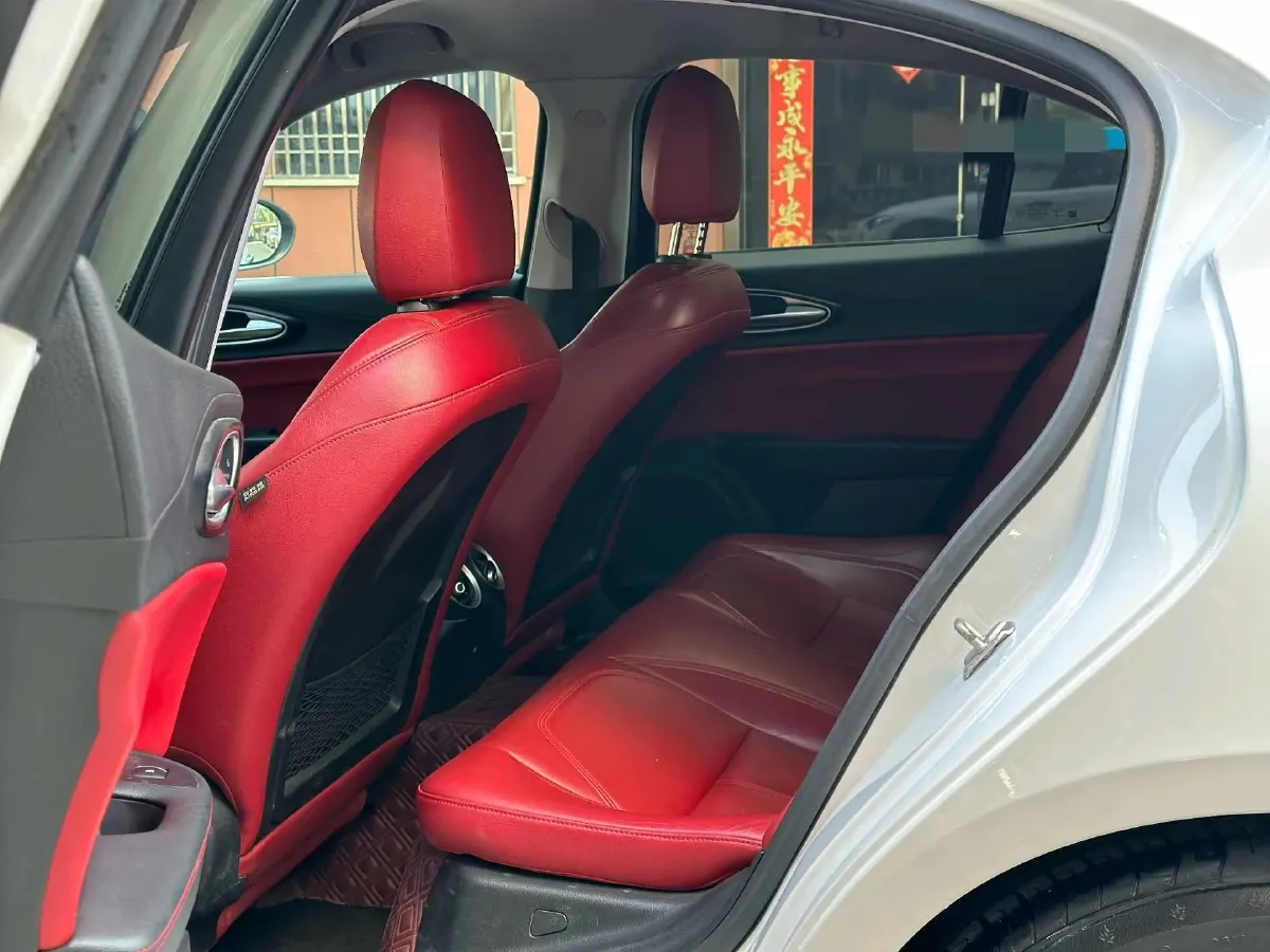 2017 Toyota Highlander 2.0T 220HP L4 6AT,autocango,china used car exporter,china ev exporter,chinese used car exporter,chinese used ev exporter