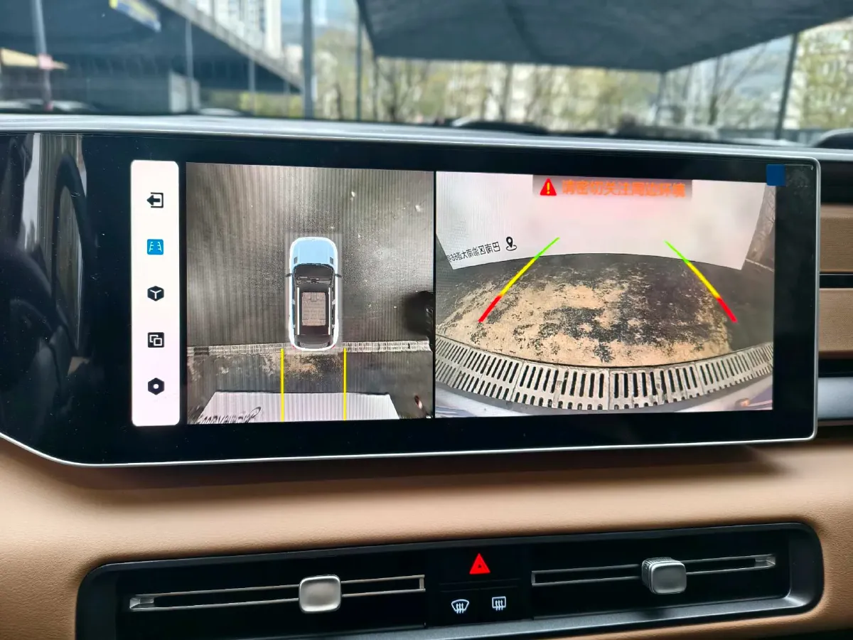 2023 Geely ICON 1.5T 181HP L4 7DCT,autocango,china used car exporter,china ev exporter,chinese used car exporter,chinese used ev exporter