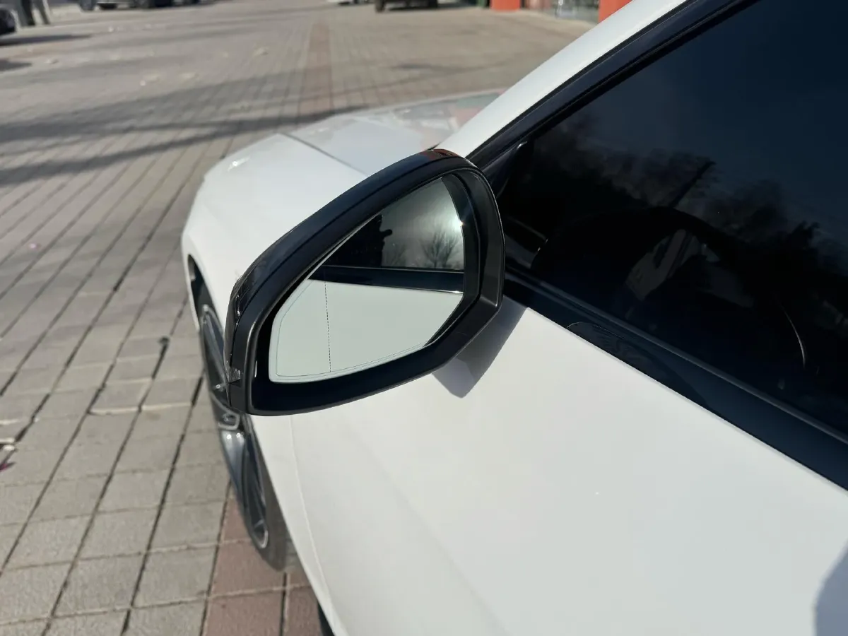 2024 Audi A4L 2.0T 245HP L4 7DCT,autocango,china used car exporter,china ev exporter,chinese used car exporter,chinese used ev exporter