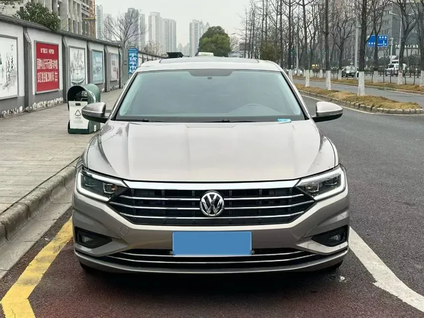 2021 Volkswagen Sagitar 1.4T 150HP L4 7DCT,autocango,china used car exporter,china ev exporter,chinese used car exporter,chinese used ev exporter
