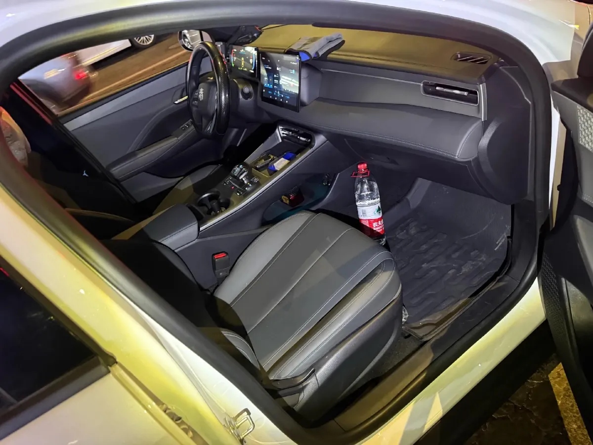 2025 BYD Qin Plus 1.5L 101HP L4 E-CVT PHEV 7.68KWH,autocango,china used car exporter,china ev exporter,chinese used car exporter,chinese used ev exporter